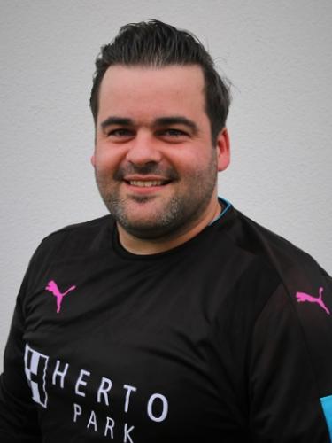 Dominic Niebler