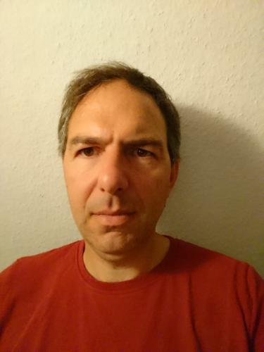 Manfred Roth